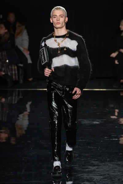 Look 21
